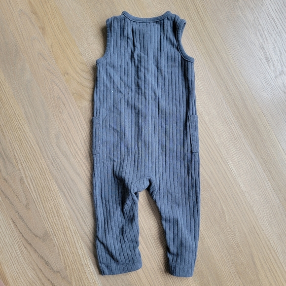 Carter's Sleeveless Dark Gray Coveralls, Size 9 Months - Picture 2 of 3